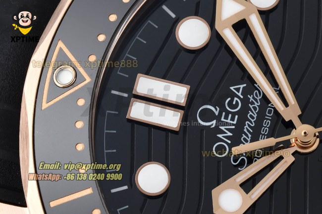 Seamaster 300M 42mm VSF Black/Dot on RG/RU Strap A8801 Seamaster 300M 42mm VSF Black/Dot on RG/RU Strap A8801