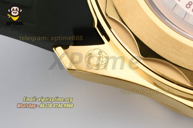 Seamaster 300M 42mm VSF Black/Dot on YG/RU Strap A8801 Seamaster 300M 42mm VSF Black/Dot on YG/RU Strap A8801