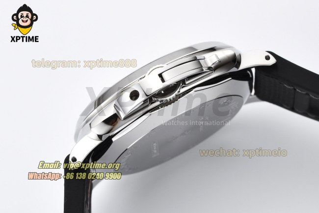 Luminor Due PAM1381 Luna Rossa 42mm VSF White/Stick Numeral on SS/RU Strap VSF P900 Luminor Due PAM1381 Luna Rossa 42mm VSF White/Stick Numeral on SS/RU Strap VSF P900