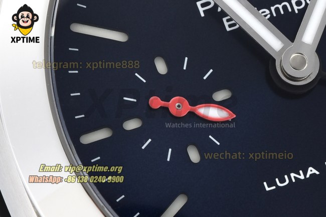 Luminor Bitempo GMT PAM1404 40mm VSF Blue/Stick Numeral on SS/NY Strap VSF P900 Luminor Bitempo GMT PAM1404 40mm VSF Blue/Stick Numeral on SS/NY Strap VSF P900