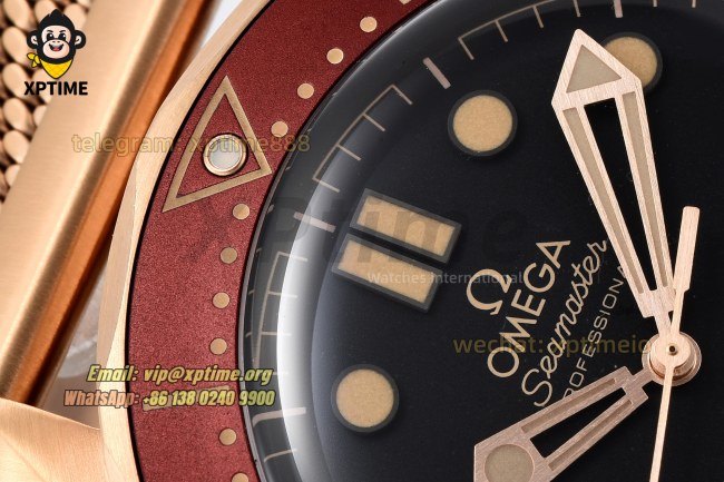 Seamaster 300m 2025 42mm VSF Black/Dot on RG/RG Bracelet A8806 Seamaster 300m 2025 42mm VSF Black/Dot on RG/RG Bracelet A8806