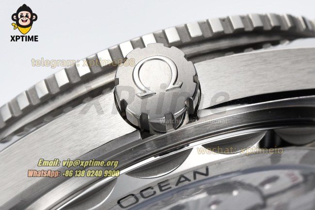 Planet Ocean 600M 43.5mm VSF Blue/Sticks & Numerals on SS/SS Bracelet A8900 Planet Ocean 600M 43.5mm VSF Blue/Sticks & Numerals on SS/SS Bracelet A8900