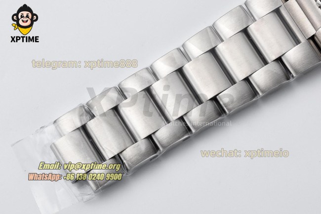 Planet Ocean 600M 43.5mm VSF Blue/Sticks & Numerals on SS/SS Bracelet A8900 Planet Ocean 600M 43.5mm VSF Blue/Sticks & Numerals on SS/SS Bracelet A8900