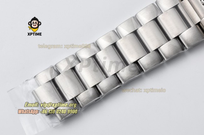 Planet Ocean GMT 43.5mm VSF Black/Stick Numeral on SS/SS Bracelet A8906 Planet Ocean GMT 43.5mm VSF Black/Stick Numeral on SS/SS Bracelet A8906