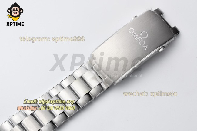 Planet Ocean 600M 43.5mm VSF Blue/Sticks & Numerals on SS/SS Bracelet A8900 Planet Ocean 600M 43.5mm VSF Blue/Sticks & Numerals on SS/SS Bracelet A8900