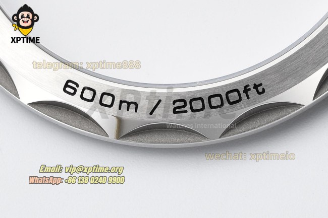 Planet Ocean 600M 43.5mm VSF Blue/Sticks & Numerals on SS/SS Bracelet A8900 Planet Ocean 600M 43.5mm VSF Blue/Sticks & Numerals on SS/SS Bracelet A8900