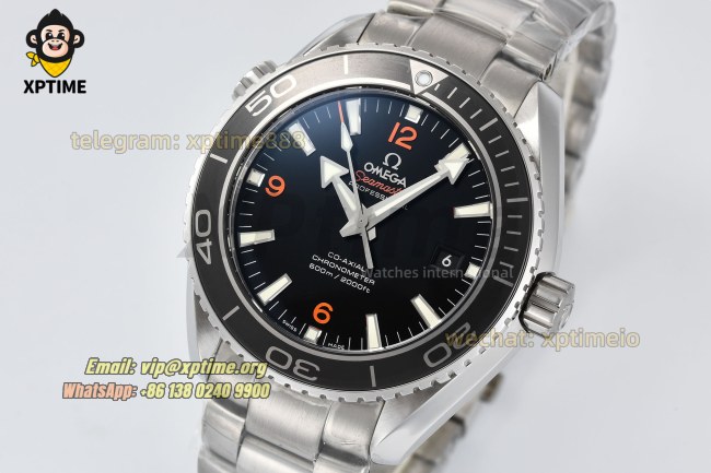Planet Ocean 600M 43.5mm VSF Black/Stick Numerals on SS/SS Bracelet A8605 Planet Ocean 600M 43.5mm VSF Black/Stick Numerals on SS/SS Bracelet A8605