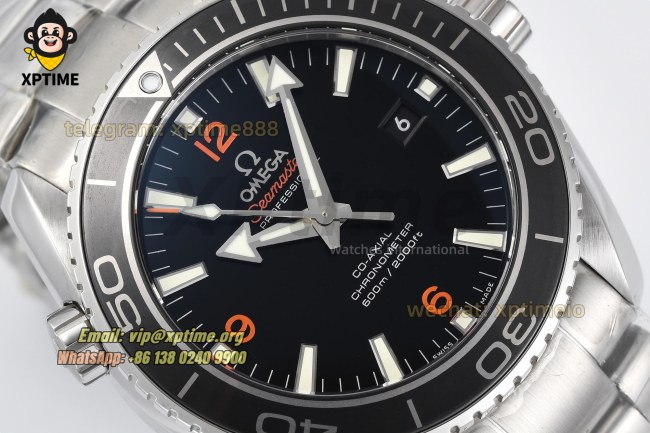 Planet Ocean 600M 43.5mm VSF Black/Stick Numerals on SS/SS Bracelet A8605 Planet Ocean 600M 43.5mm VSF Black/Stick Numerals on SS/SS Bracelet A8605