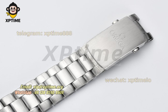 Planet Ocean 600M 43.5mm VSF Black/Stick Numerals on SS/SS Bracelet A8605 Planet Ocean 600M 43.5mm VSF Black/Stick Numerals on SS/SS Bracelet A8605