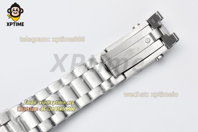 Planet Ocean 600M 43.5mm VSF Black/Stick Numerals on SS/SS Bracelet A8605 Planet Ocean 600M 43.5mm VSF Black/Stick Numerals on SS/SS Bracelet A8605