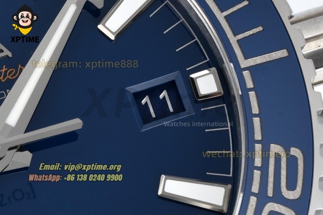 Planet Ocean 600M 43.5mm VSF Blue/Sticks & Numerals on SS/SS Bracelet A8900 Planet Ocean 600M 43.5mm VSF Blue/Sticks & Numerals on SS/SS Bracelet A8900