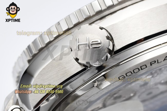 Planet Ocean GMT 43.5mm VSF Blue/Sticks & Numerals on SS/SS Bracelet A8605 Planet Ocean GMT 43.5mm VSF Blue/Sticks & Numerals on SS/SS Bracelet A8605