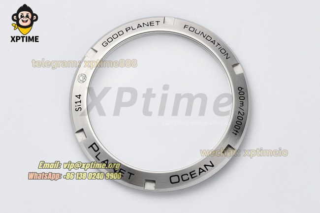 Planet Ocean GMT 43.5mm VSF Blue/Sticks & Numerals on SS/SS Bracelet A8605 Planet Ocean GMT 43.5mm VSF Blue/Sticks & Numerals on SS/SS Bracelet A8605