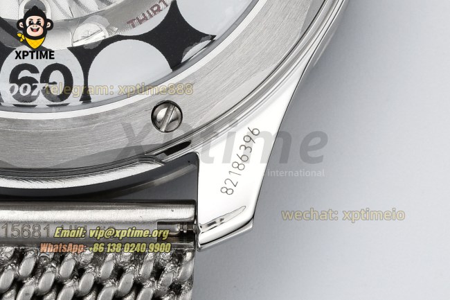 Seamaster 300M 42mm VSF Blue/Dot on SS/SS Bracelet A8806 Seamaster 300M 42mm VSF Blue/Dot on SS/SS Bracelet A8806