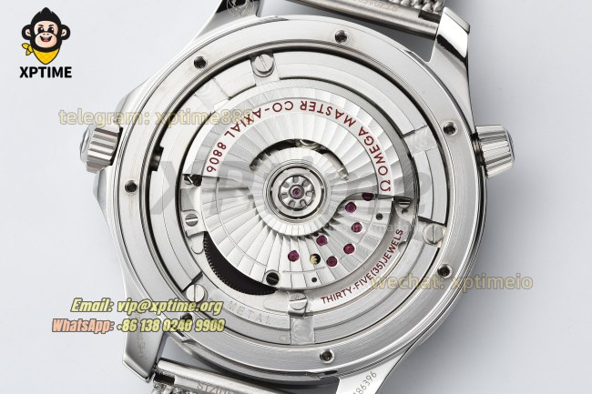 Seamaster 300M 42mm VSF Blue/Dot on SS/SS Bracelet A8806 Seamaster 300M 42mm VSF Blue/Dot on SS/SS Bracelet A8806