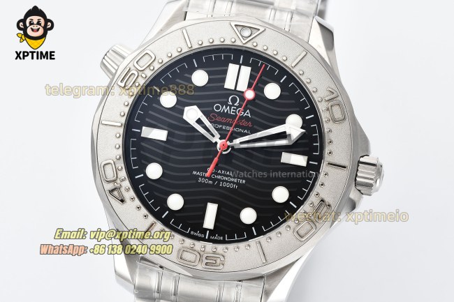 Seamaster 300M 42mm VSF Black/Dot on SS/SS Bracelet A8806 Seamaster 300M 42mm VSF Black/Dot on SS/SS Bracelet A8806