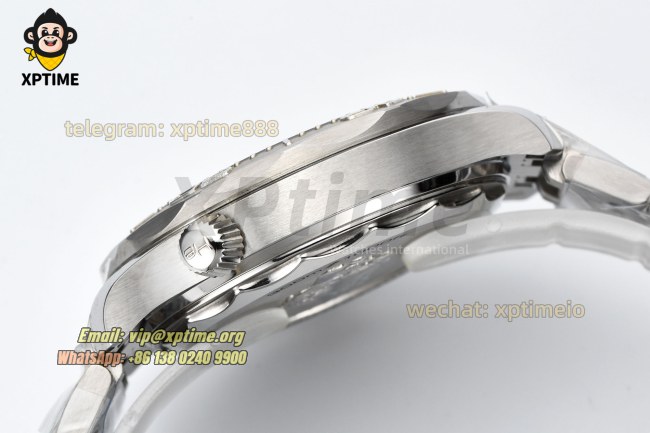 Seamaster 300M 42mm VSF Black/Dot on SS/SS Bracelet A8806 Seamaster 300M 42mm VSF Black/Dot on SS/SS Bracelet A8806