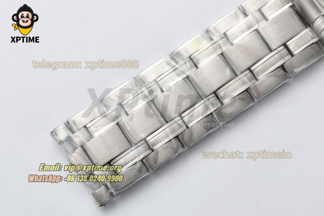Seamaster 300M 42mm VSF Blue/Dot on SS/SS Bracelet A8800 Seamaster 300M 42mm VSF Blue/Dot on SS/SS Bracelet A8800