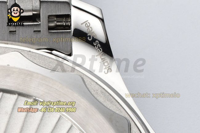 Seamaster 300M 42mm VSF Black/Dot on SS/SS Bracelet A8806 Seamaster 300M 42mm VSF Black/Dot on SS/SS Bracelet A8806