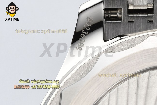 Seamaster 300M 42mm VSF Black/Dot on SS/SS Bracelet A8806 Seamaster 300M 42mm VSF Black/Dot on SS/SS Bracelet A8806