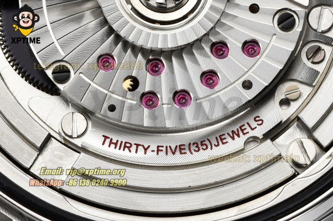 Seamaster 300M 42mm VSF Black/Dot on SS/SS Bracelet A8806 Seamaster 300M 42mm VSF Black/Dot on SS/SS Bracelet A8806