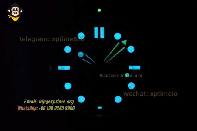 Seamaster 300M 42mm VSF Blue/Dot on YG/SS Bracelet A8800 Seamaster 300M 42mm VSF Blue/Dot on YG/SS Bracelet A8800