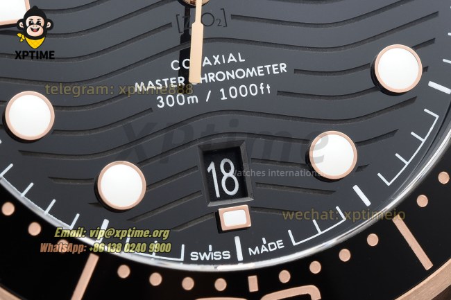 Seamaster 300M 42mm VSF Black/Dot on RG/SS Bracelet A8800 Seamaster 300M 42mm VSF Black/Dot on RG/SS Bracelet A8800