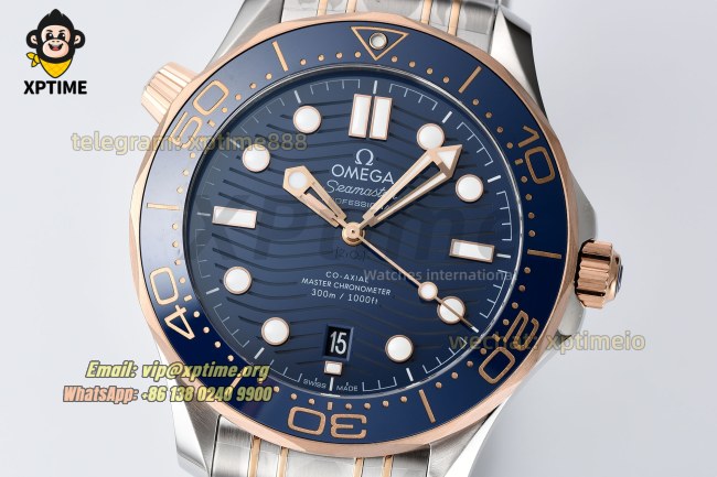 Seamaster 300M 42mm VSF Blue/Dot on RG/SS Bracelet A8800 Seamaster 300M 42mm VSF Blue/Dot on RG/SS Bracelet A8800