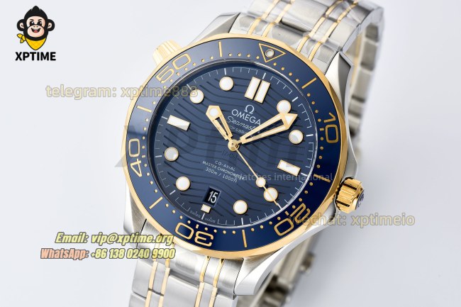 Seamaster 300M 42mm VSF Blue/Dot on YG/SS Bracelet A8800 Seamaster 300M 42mm VSF Blue/Dot on YG/SS Bracelet A8800