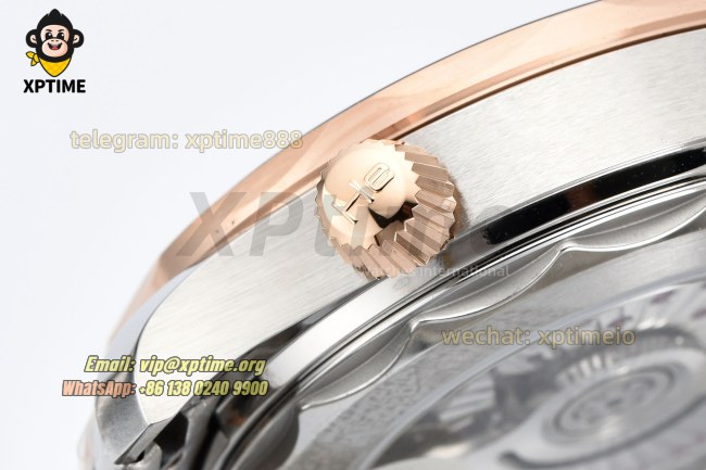 Seamaster 300M 42mm VSF Black/Dot on RG/SS Bracelet A8800 Seamaster 300M 42mm VSF Black/Dot on RG/SS Bracelet A8800