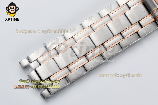 Seamaster 300M 42mm VSF Black/Dot on RG/SS Bracelet A8800 Seamaster 300M 42mm VSF Black/Dot on RG/SS Bracelet A8800