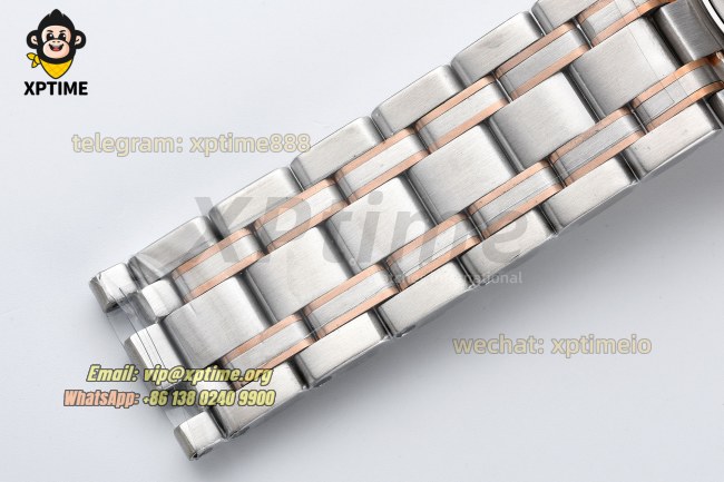Seamaster 300M 42mm VSF Black/Dot on RG/SS Bracelet A8800 Seamaster 300M 42mm VSF Black/Dot on RG/SS Bracelet A8800