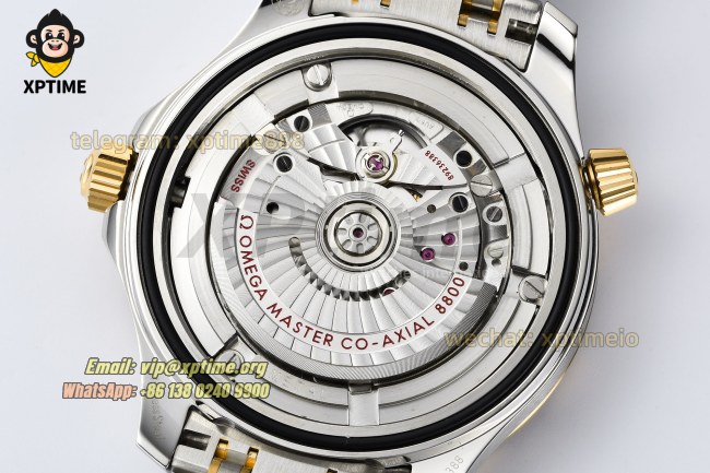 Seamaster 300M 42mm VSF Black/Dot on YG/SS Bracelet A8800 Seamaster 300M 42mm VSF Black/Dot on YG/SS Bracelet A8800