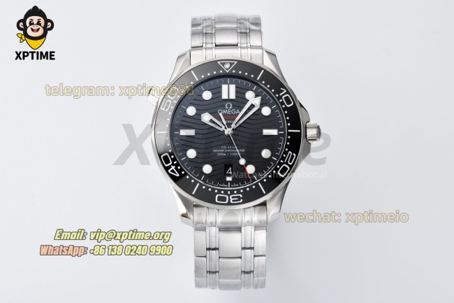 Seamaster 300M 42mm VSF Black/Dot on SS/SS Bracelet A8800 Seamaster 300M 42mm VSF Black/Dot on SS/SS Bracelet A8800