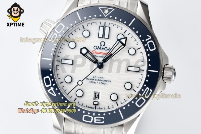 Seamaster 300M 42mm VSF White/Dot on Jub SS/SS Bracelet A8800 Seamaster 300M 42mm VSF White/Dot on Jub SS/SS Bracelet A8800