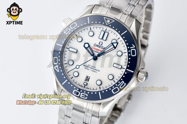 Seamaster 300M 42mm VSF White/Dot on Jub SS/SS Bracelet A8800 Seamaster 300M 42mm VSF White/Dot on Jub SS/SS Bracelet A8800