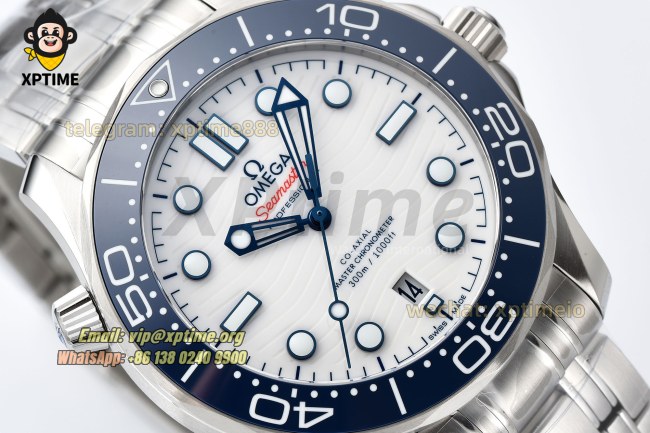 Seamaster 300M 42mm VSF White/Dot on Jub SS/SS Bracelet A8800 Seamaster 300M 42mm VSF White/Dot on Jub SS/SS Bracelet A8800