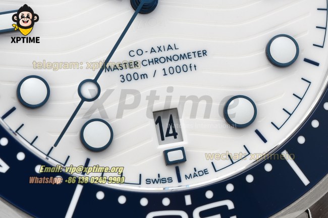 Seamaster 300M 42mm VSF White/Dot on Jub SS/SS Bracelet A8800 Seamaster 300M 42mm VSF White/Dot on Jub SS/SS Bracelet A8800