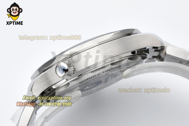 Seamaster 300M 42mm VSF White/Dot on Jub SS/SS Bracelet A8800 Seamaster 300M 42mm VSF White/Dot on Jub SS/SS Bracelet A8800