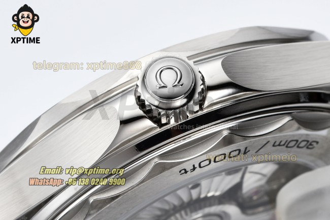 Seamaster 300M 42mm VSF Green/Dot on SS/SS Bracelet A8800 Seamaster 300M 42mm VSF Green/Dot on SS/SS Bracelet A8800