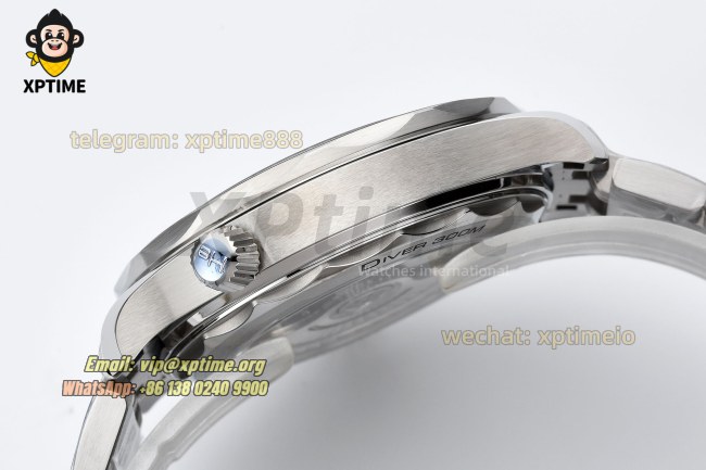 Seamaster 300M 42mm VSF Blue/Dot on SS/SS Bracelet A8800 Seamaster 300M 42mm VSF Blue/Dot on SS/SS Bracelet A8800