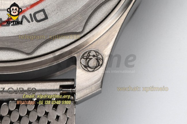Seamaster 300M No Time To Die 007 42mm VSF Black/Dot on Titanium Bracelet V5 A8806 Seamaster 300M No Time To Die 007 42mm VSF Black/Dot on Titanium Bracelet V5 A8806