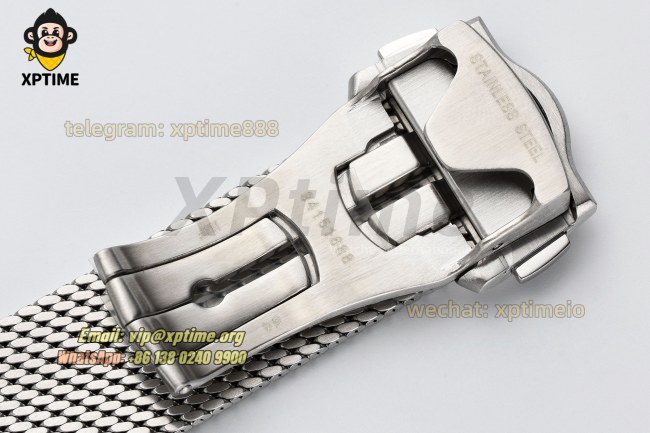 Seamaster 300M 2024 42mm VSF Silver/Dot on SS/SS Bracelet A8806 Seamaster 300M 2024 42mm VSF Silver/Dot on SS/SS Bracelet A8806