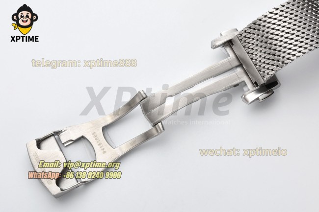 Seamaster 300M 2024 42mm VSF Silver/Dot on SS/SS Bracelet A8806 Seamaster 300M 2024 42mm VSF Silver/Dot on SS/SS Bracelet A8806