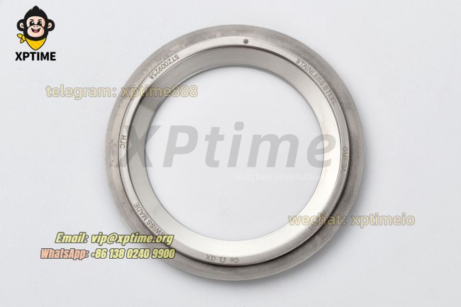 Seamaster 300M 2024 42mm VSF Silver/Dot on SS/SS Bracelet A8806 Seamaster 300M 2024 42mm VSF Silver/Dot on SS/SS Bracelet A8806