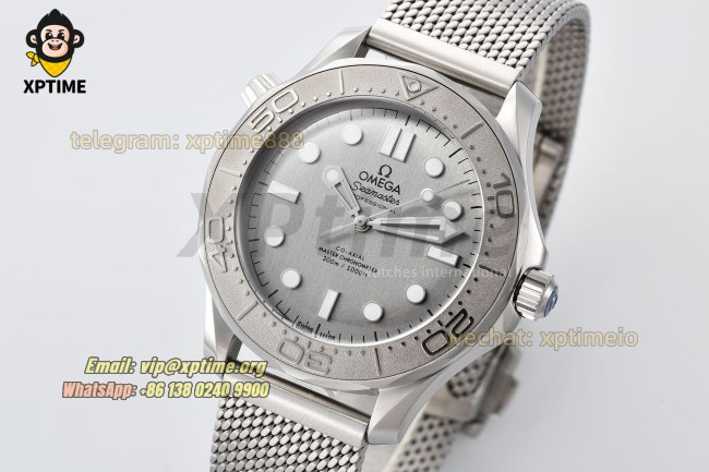 Seamaster 300M 2024 42mm VSF Silver/Dot on SS/SS Bracelet A8806 Seamaster 300M 2024 42mm VSF Silver/Dot on SS/SS Bracelet A8806