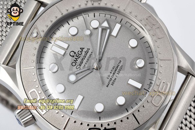 Seamaster 300M 2024 42mm VSF Silver/Dot on SS/SS Bracelet A8806 Seamaster 300M 2024 42mm VSF Silver/Dot on SS/SS Bracelet A8806
