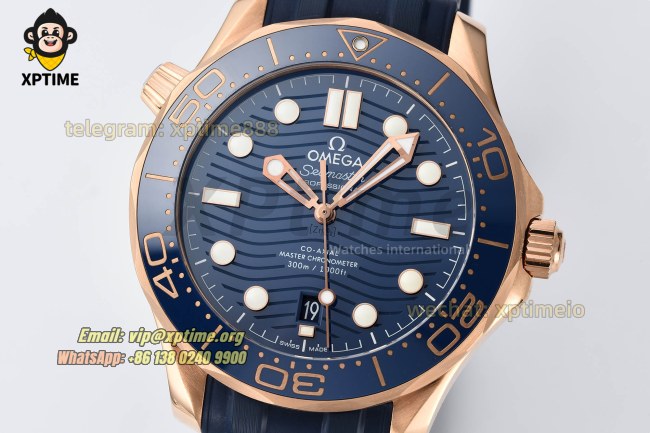 Seamaster 300M 42mm VSF Blue/Dot on RG/RU Strap A8801 Seamaster 300M 42mm VSF Blue/Dot on RG/RU Strap A8801