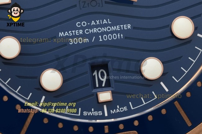 Seamaster 300M 42mm VSF Blue/Dot on RG/RU Strap A8801 Seamaster 300M 42mm VSF Blue/Dot on RG/RU Strap A8801