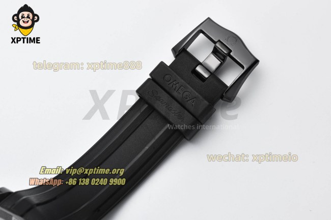 Seamaster 300M 43.5mm VSF Black/Dot on CER/RU Strap A8806 Seamaster 300M 43.5mm VSF Black/Dot on CER/RU Strap A8806